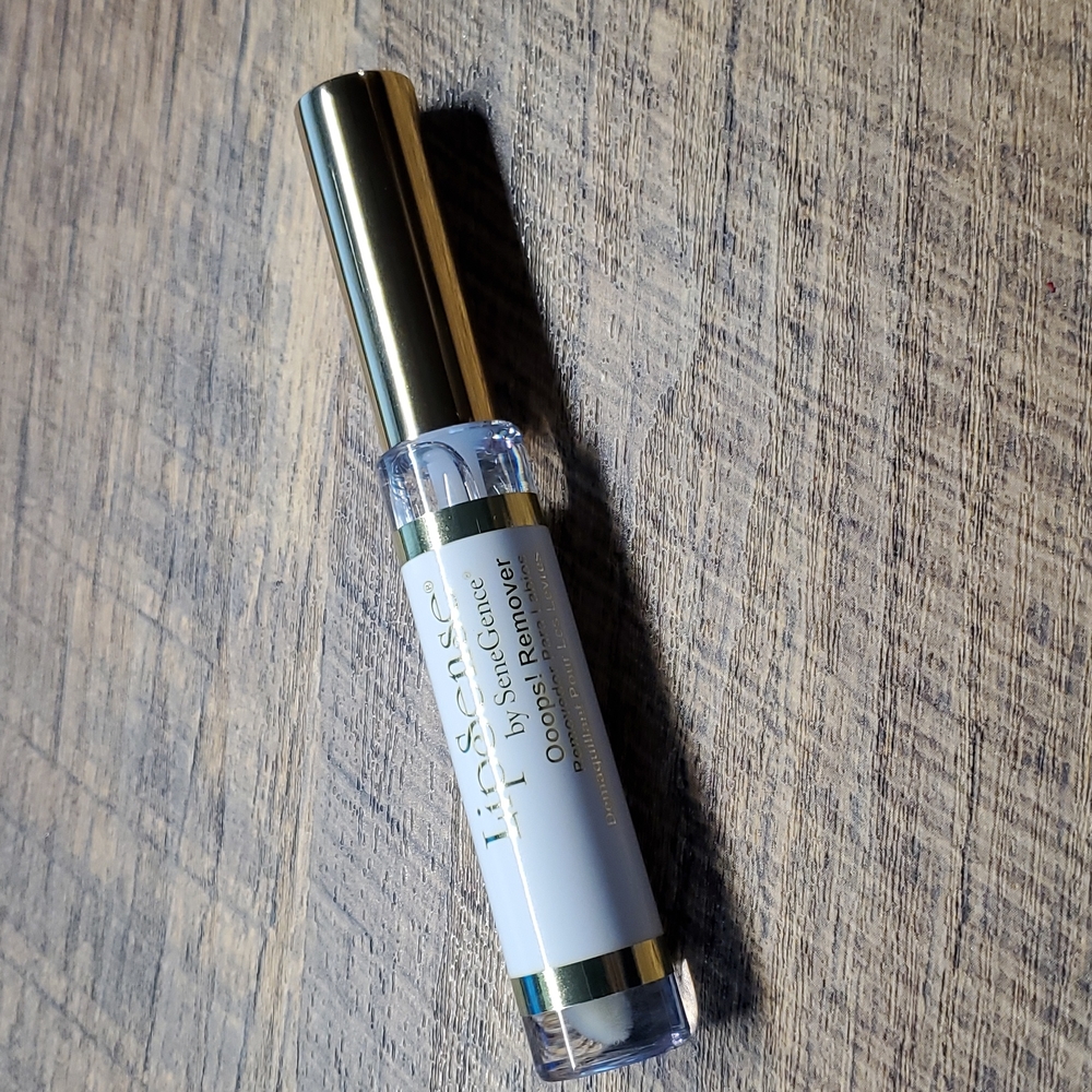 Lipsense Oops Remover